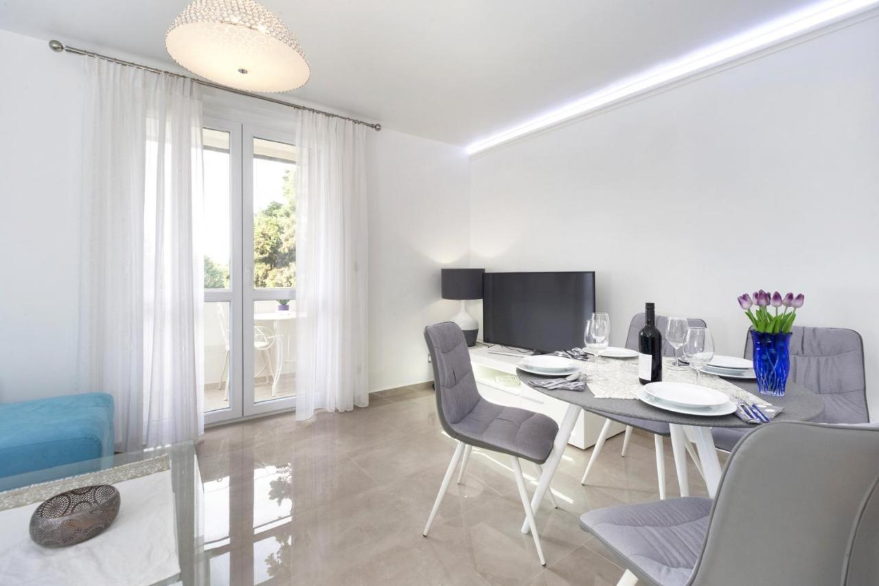 Premium Apartment Peschiera โปเรช ภายนอก รูปภาพ
