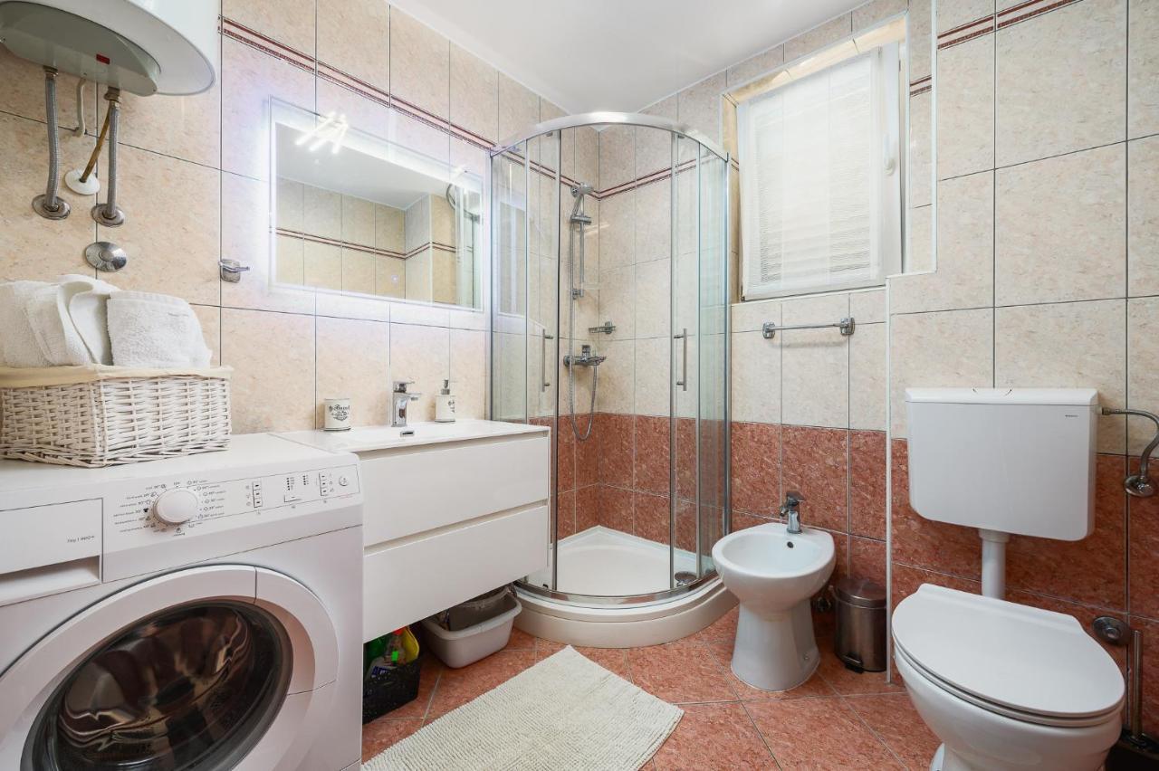 Premium Apartment Peschiera โปเรช ภายนอก รูปภาพ